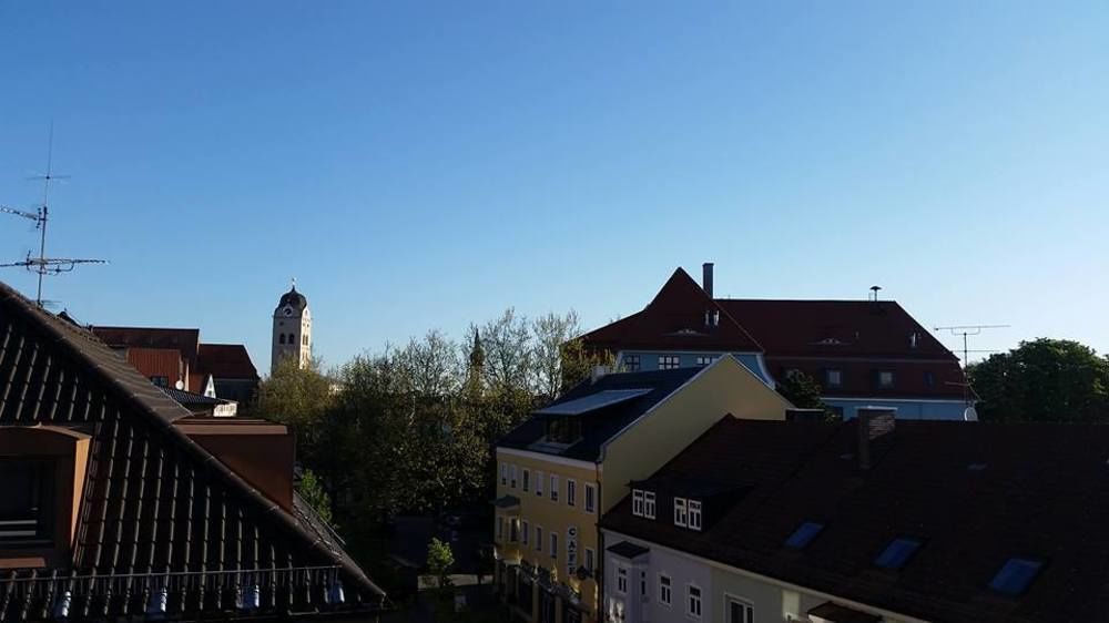 Hotel Arooma Erding Bagian luar foto